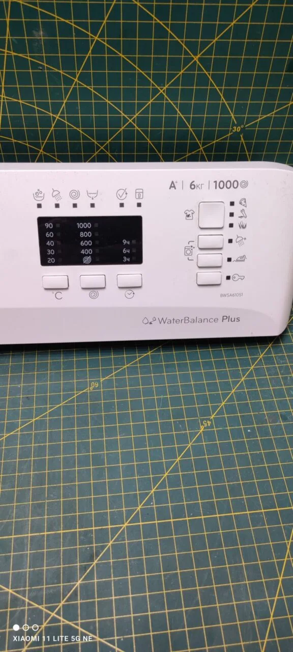 Панель управления Indesit BWSA 61051