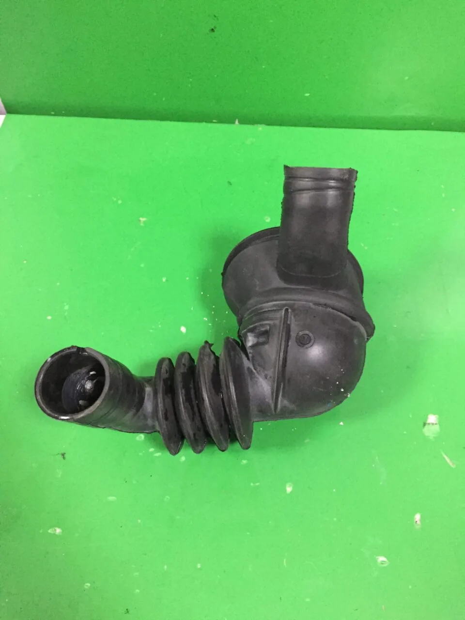 Патрубок Bosch Siemens 9000047125 (27)