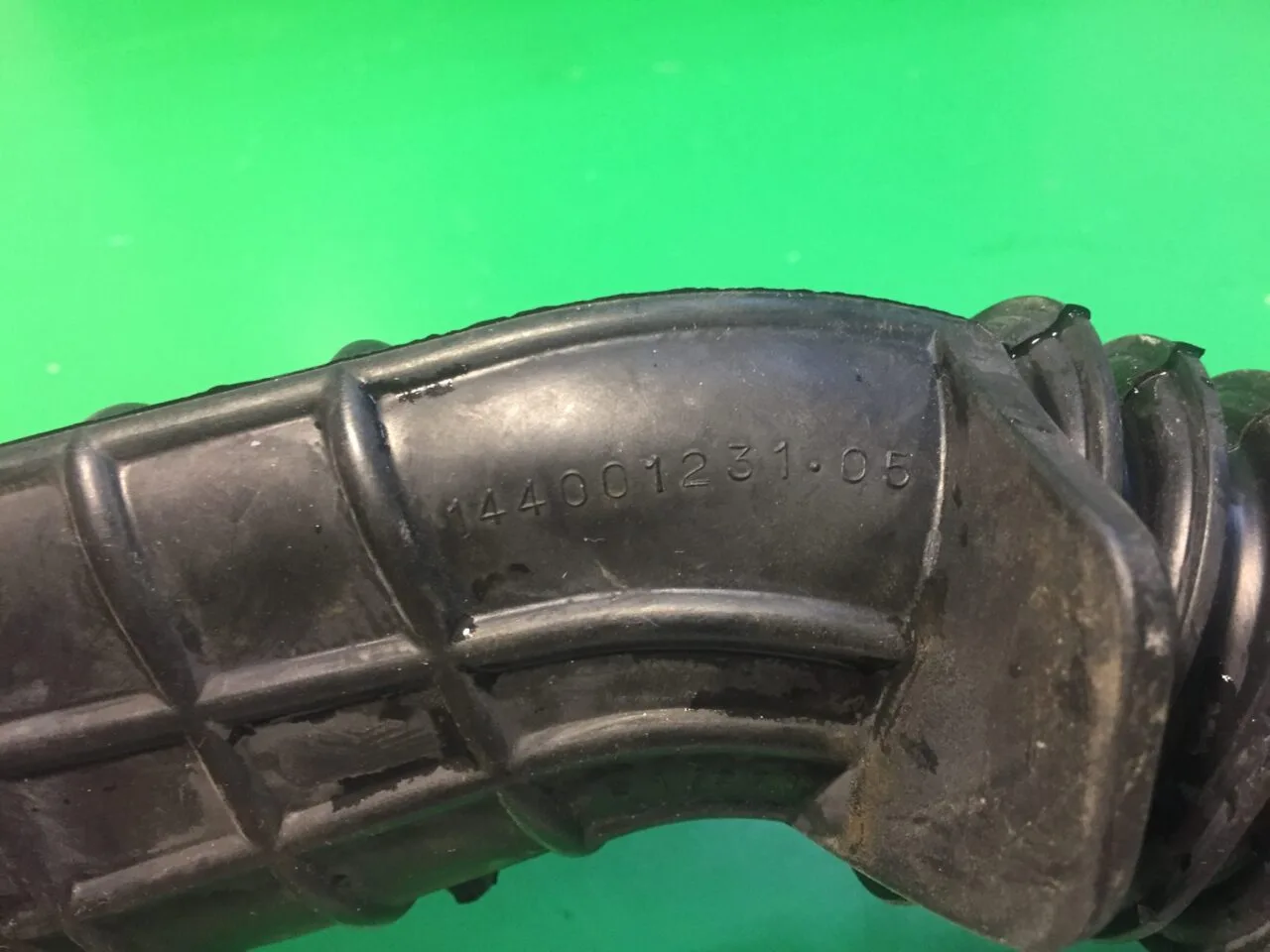 Патрубок Ariston Indesit 144001231.05(08)