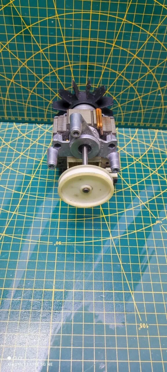 Мотор сушки Electrolux 124825300