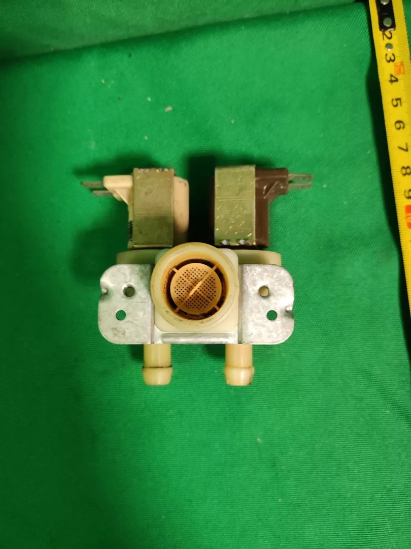 Клапан 2й Indesit 16000401600 контакты