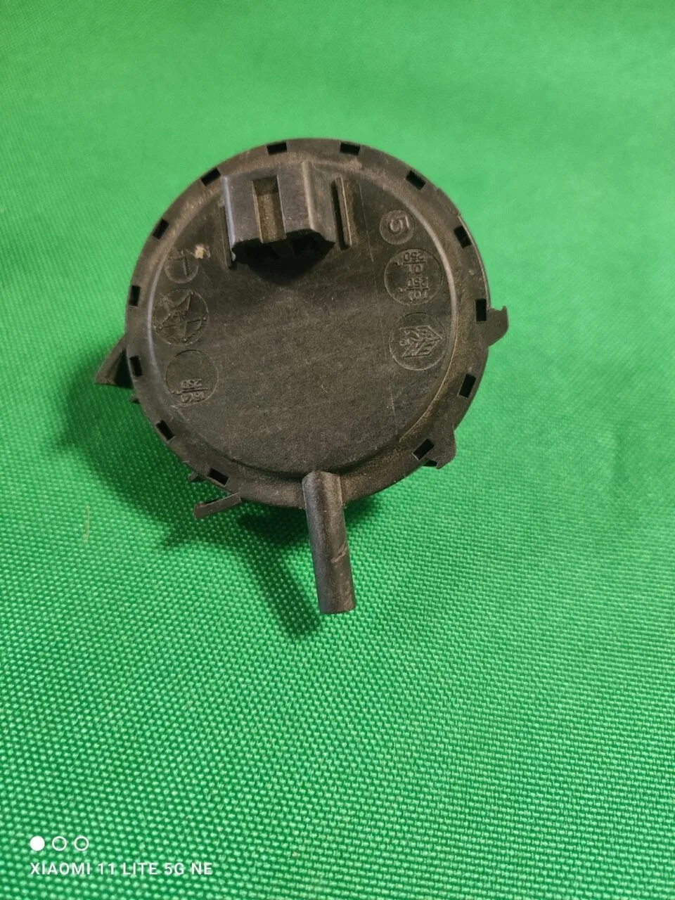 Прессостат Bosch 37650043