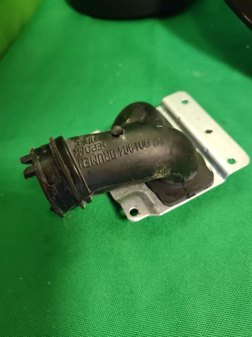 Патрубок Ariston Indesit 07.001904,210232445 для посудомоечной машины