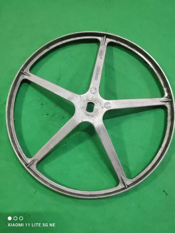 Шкив Indesit 174000698 F