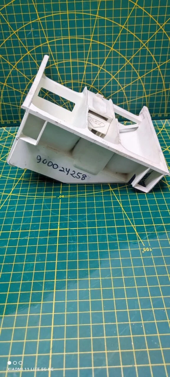 Лоток порошкоприемника Bosch 9000242587