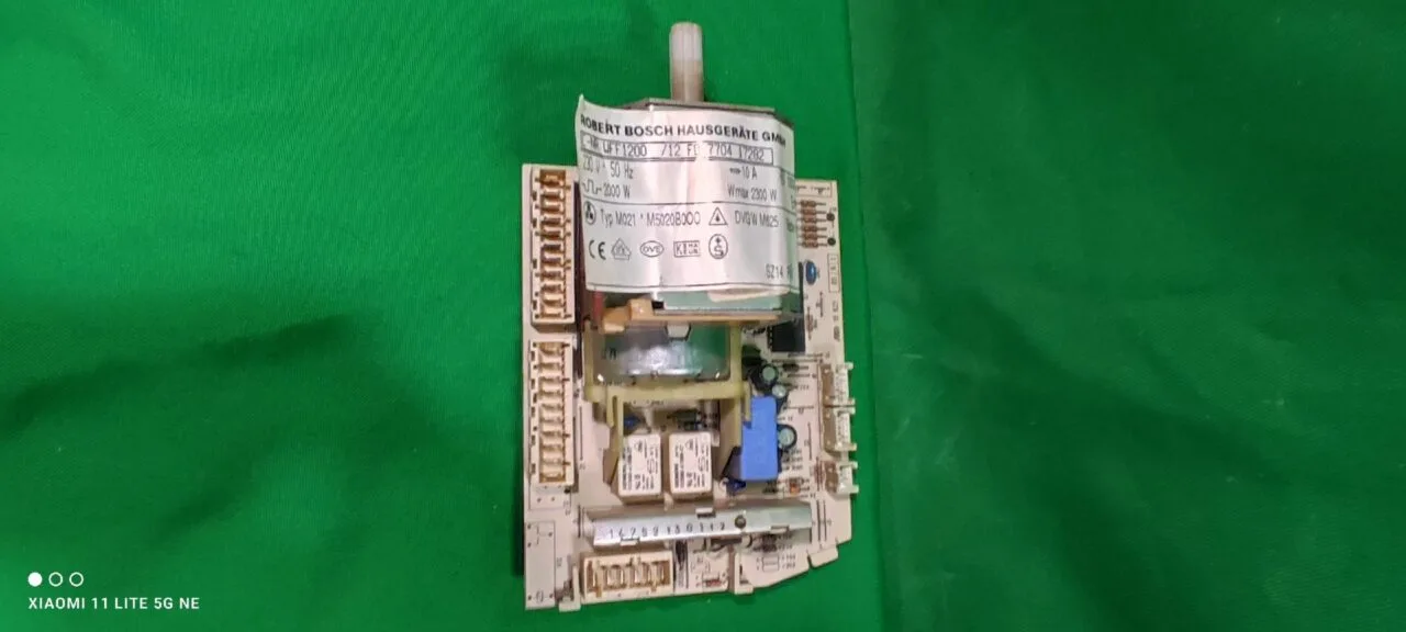 Программатор Bosch 3063737 AB0