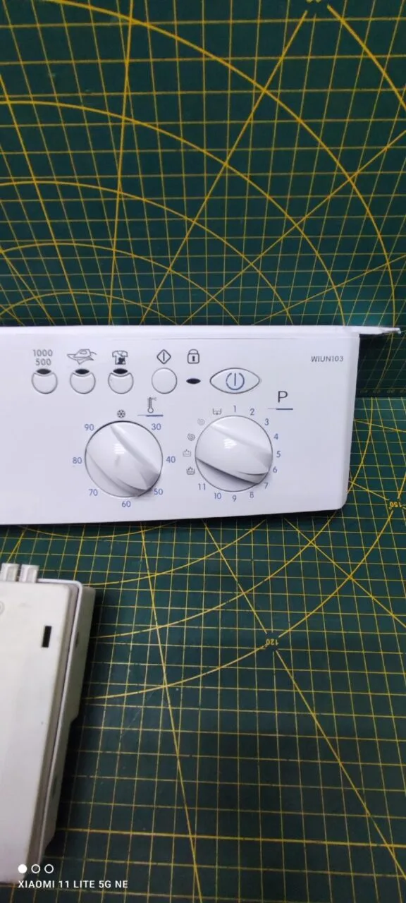 Модуль Indesit WIUN 103 без проводки для стиральной машины