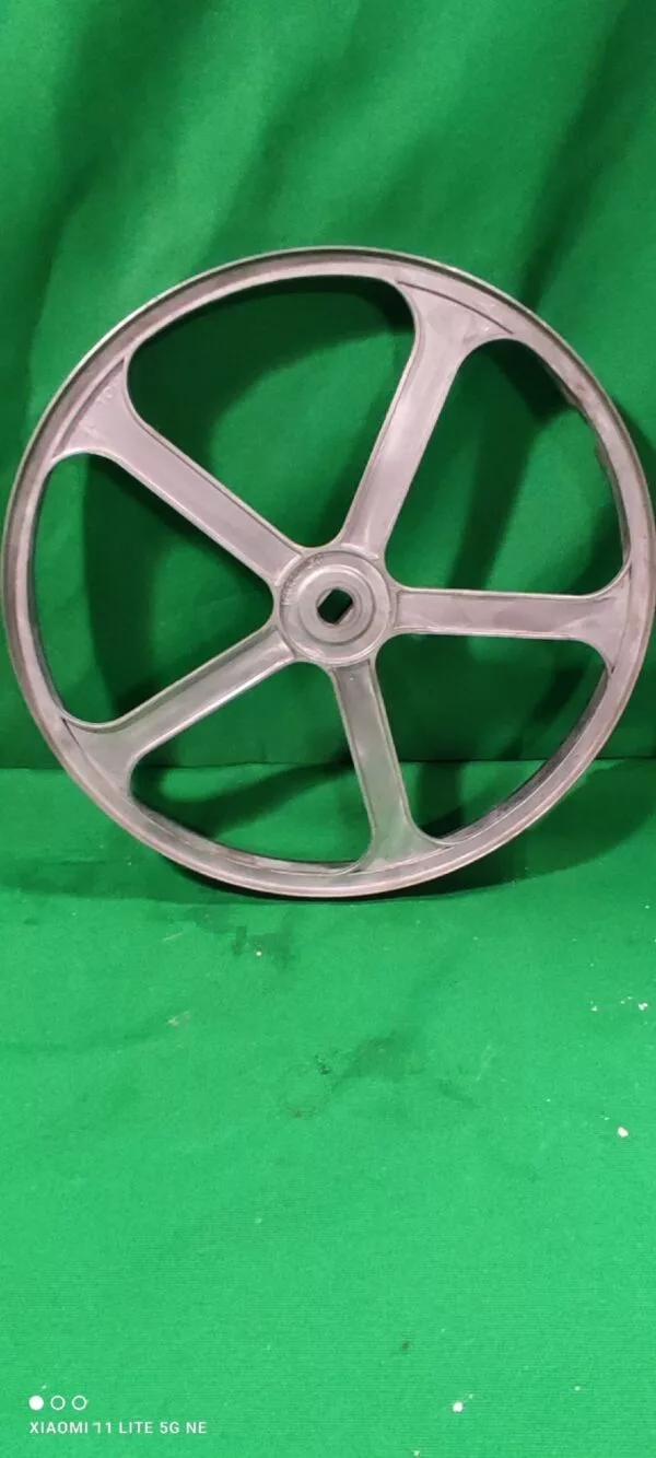 Шкив Indesit 174002172.01