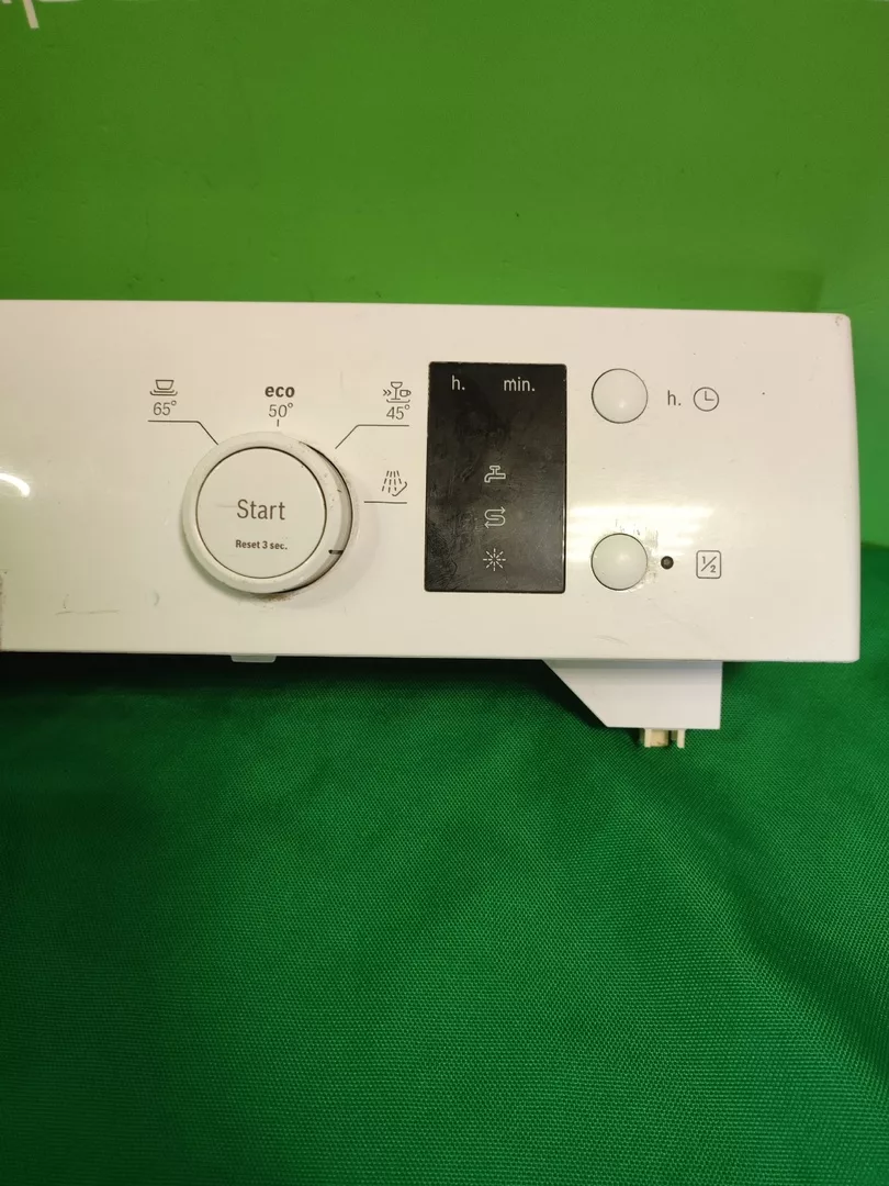 Панель Bosch SMS40D12RU для посудомоечной машины