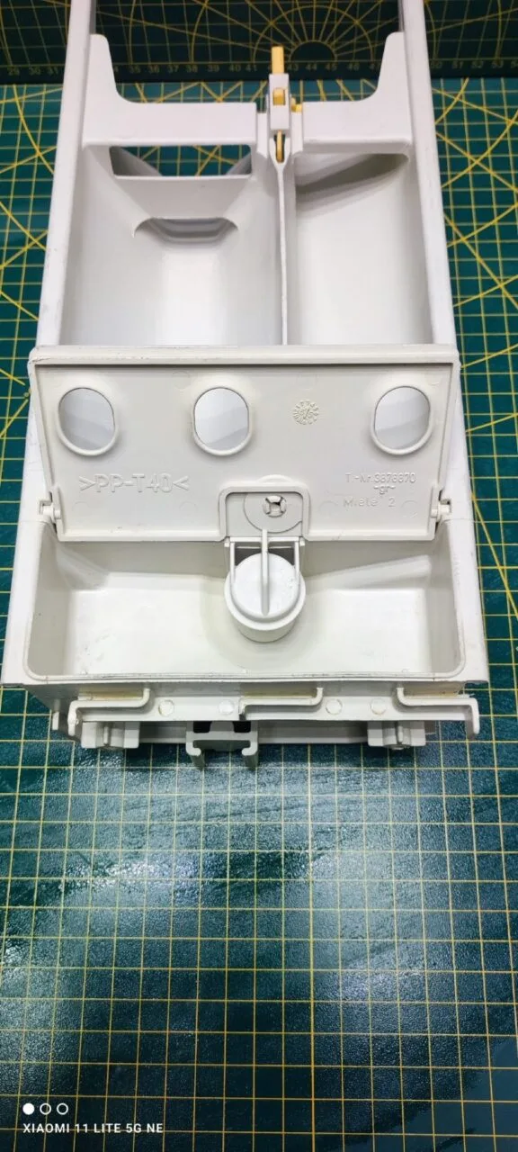 Лоток порошкоприемника Miele 387929