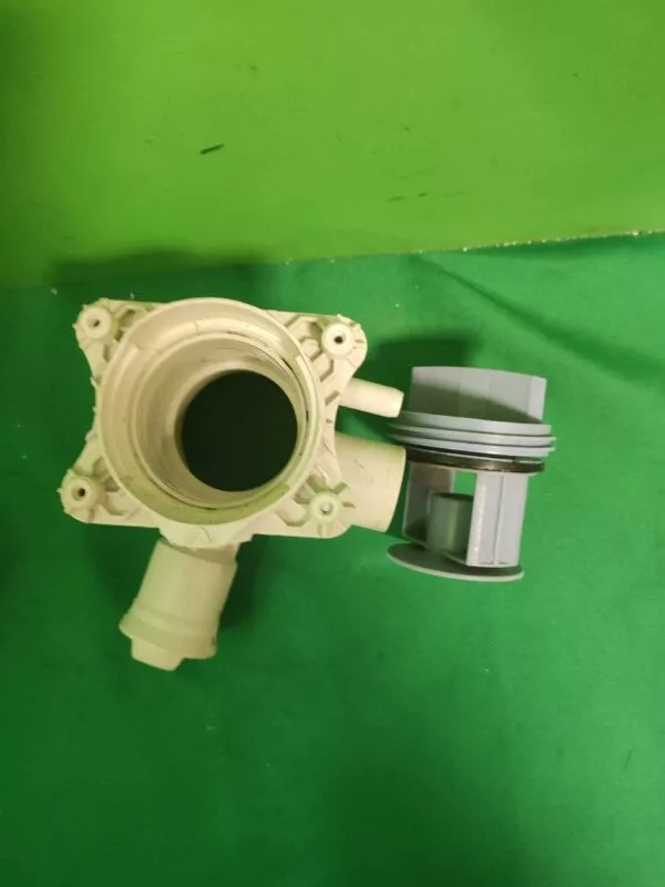 Улитка Bosch 50-1115/01 (4широк.защел)(конус.защелки)