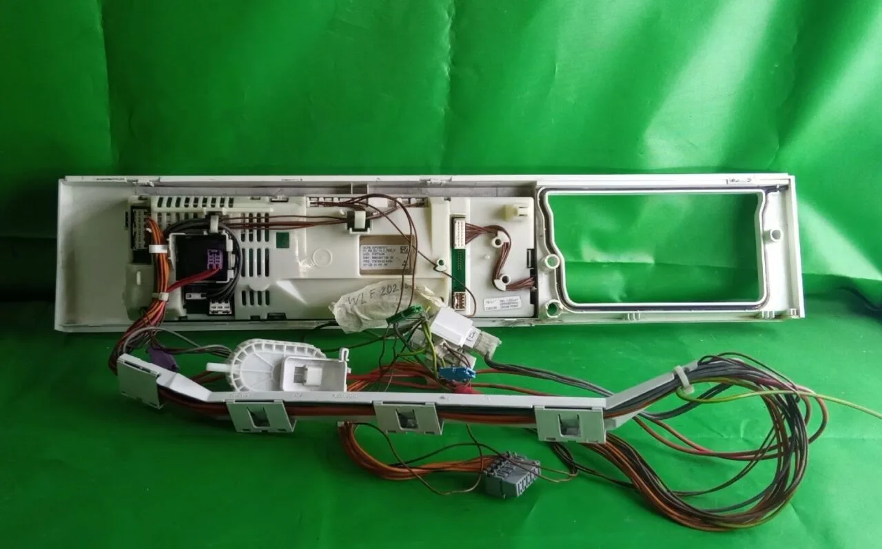 Modul-Bosch-WLF-20260OE_1 Модуль Bosch WLF 20260OE