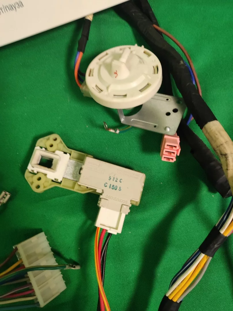 NJ31q-fxIfY Модуль LG WD-10180 SU