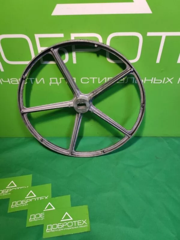 Шкив Indesit 174002083