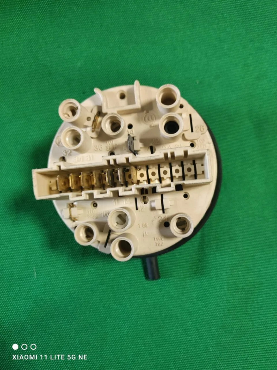 Прессостат Bosch 3065072