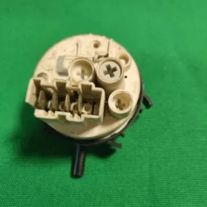 Прессостат Ariston 160015916.02
