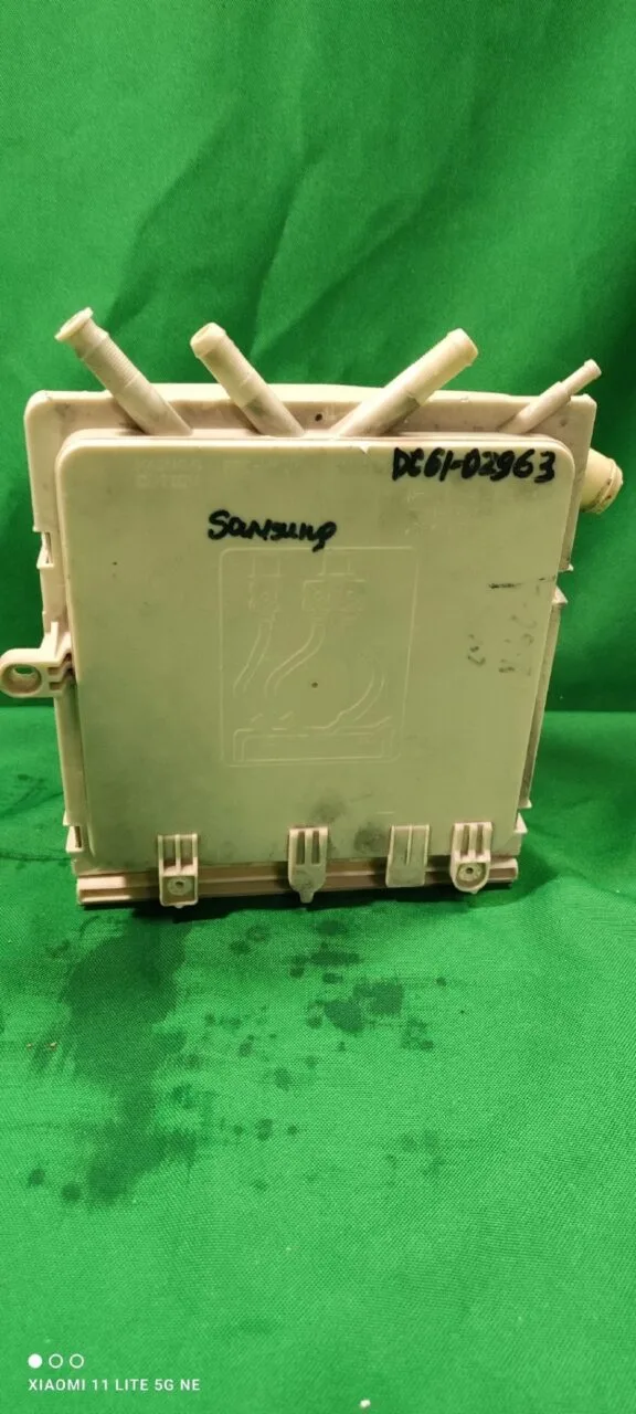 Бункер порошкоприемника Samsung DC61-02963 Бункер порошкоприемника Samsung DC61-02963