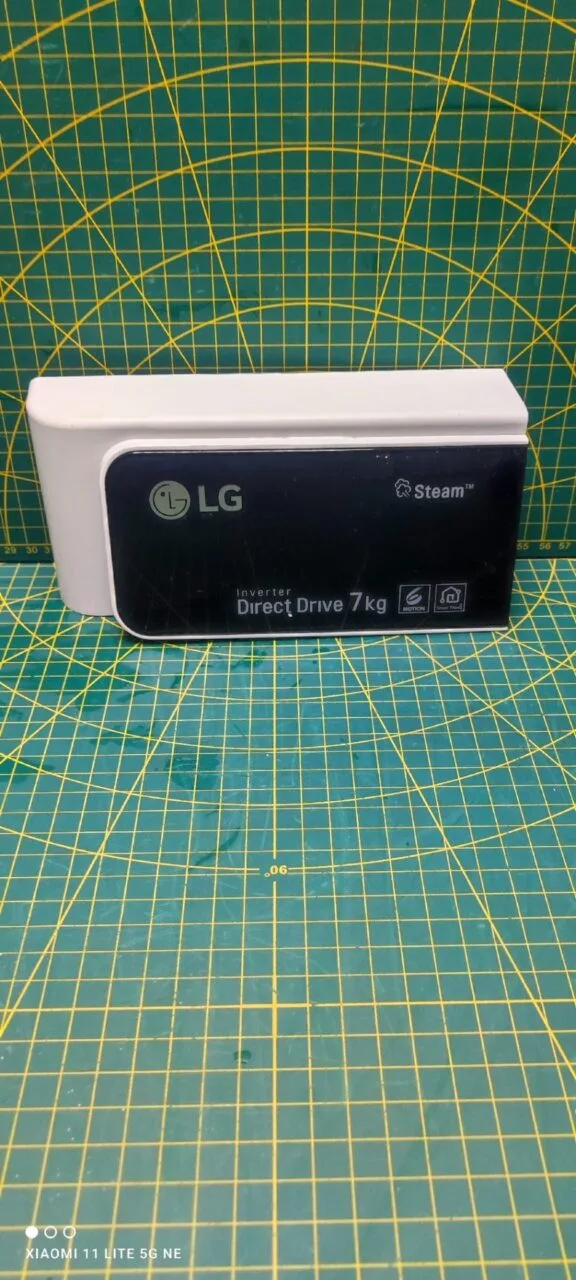 Панель порошкоприемника LG MGC633221-2 7 кг