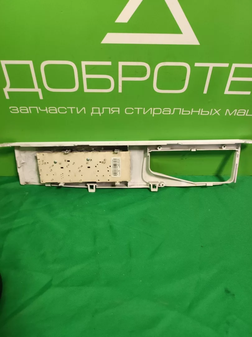 OVfQa6i_BpM Панель Indesit WISN 82 для стиральной машины