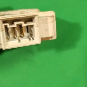 Замок люка (УБЛ) Bosch  3063185AB2