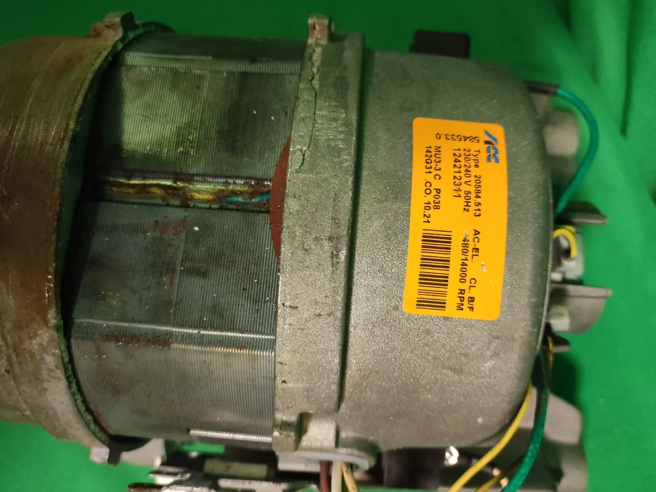 Двигатель Electrolux ACC 124212311 -6 контактов