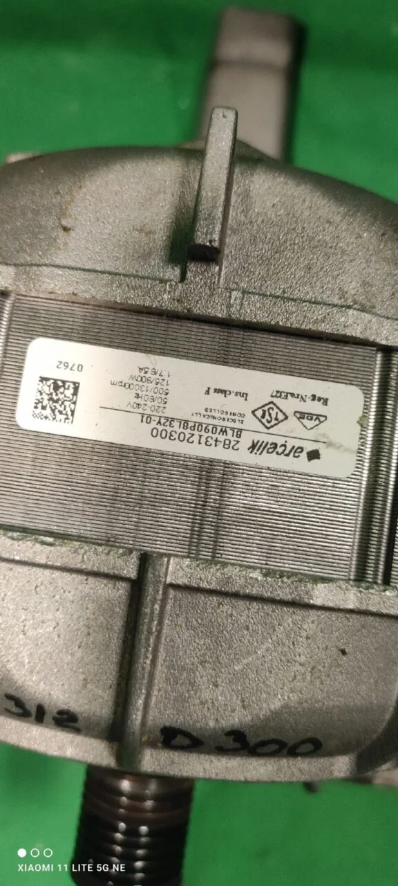 Двигатель Beko Arcelik 2843120300/2849810100-1 -3 контакта Инвертор