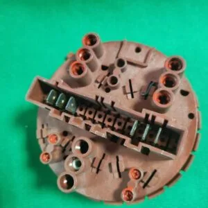 Прессостат Electrolux 132154820 Прессостат Electrolux 132154820