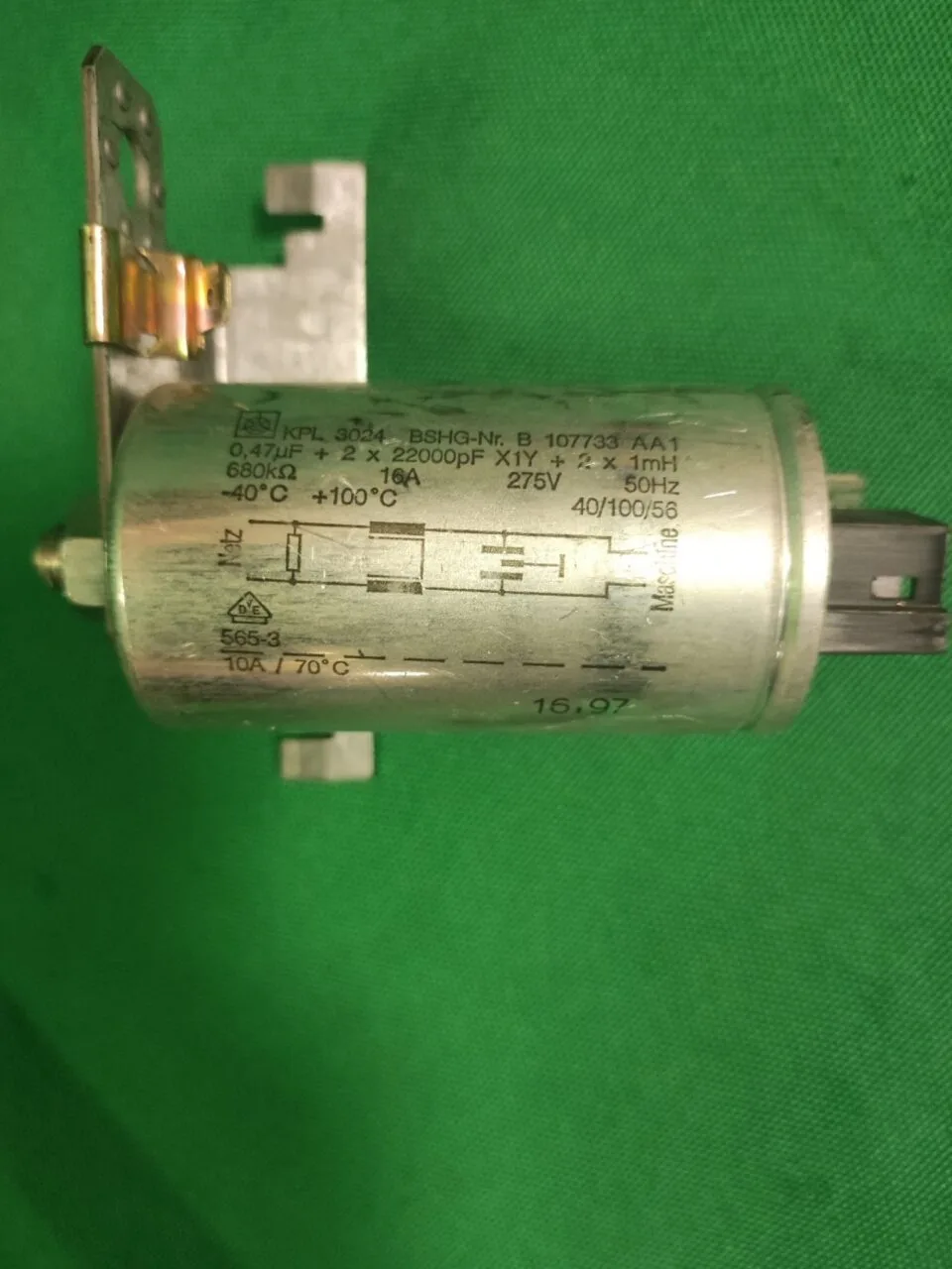 Сетевой фильтр Bosch 3067012AA6 (AA8)-16A