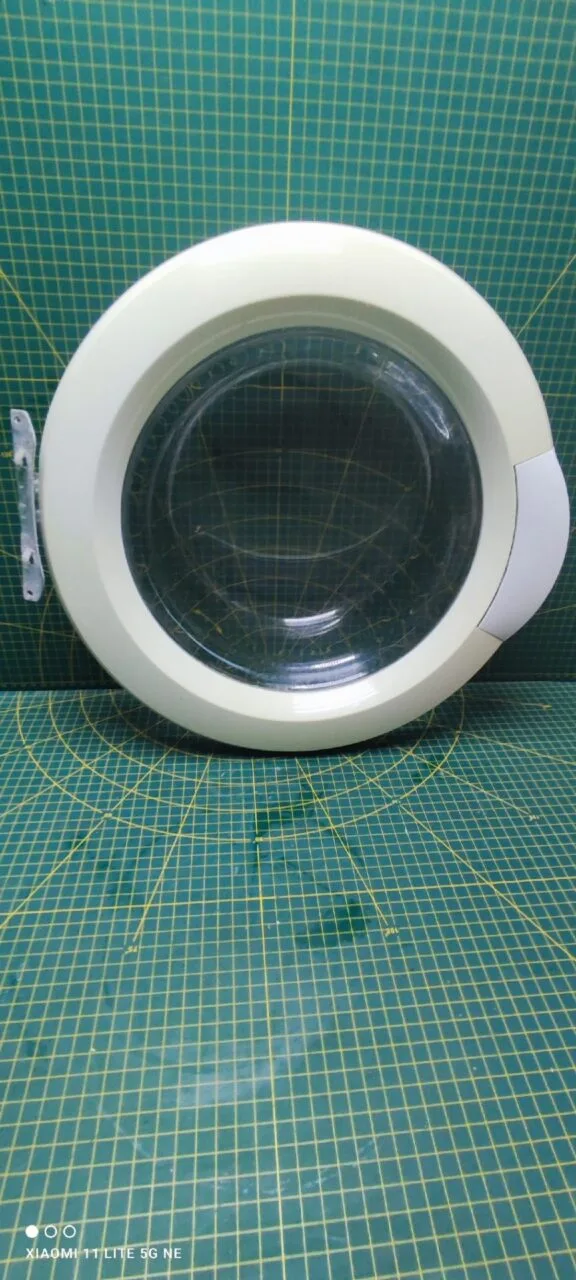 Люк Vestel 57399001-2 с деф.