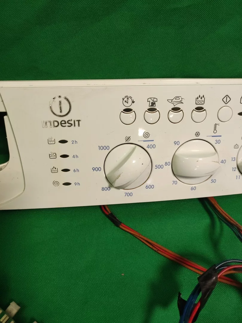 Q-1p__oEQCQ МОДУЛЬ INDESIT WISL 105