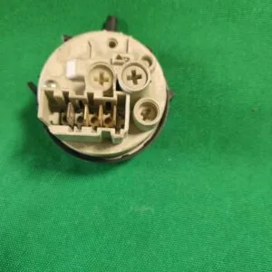 Прессостат Bosch 37650092