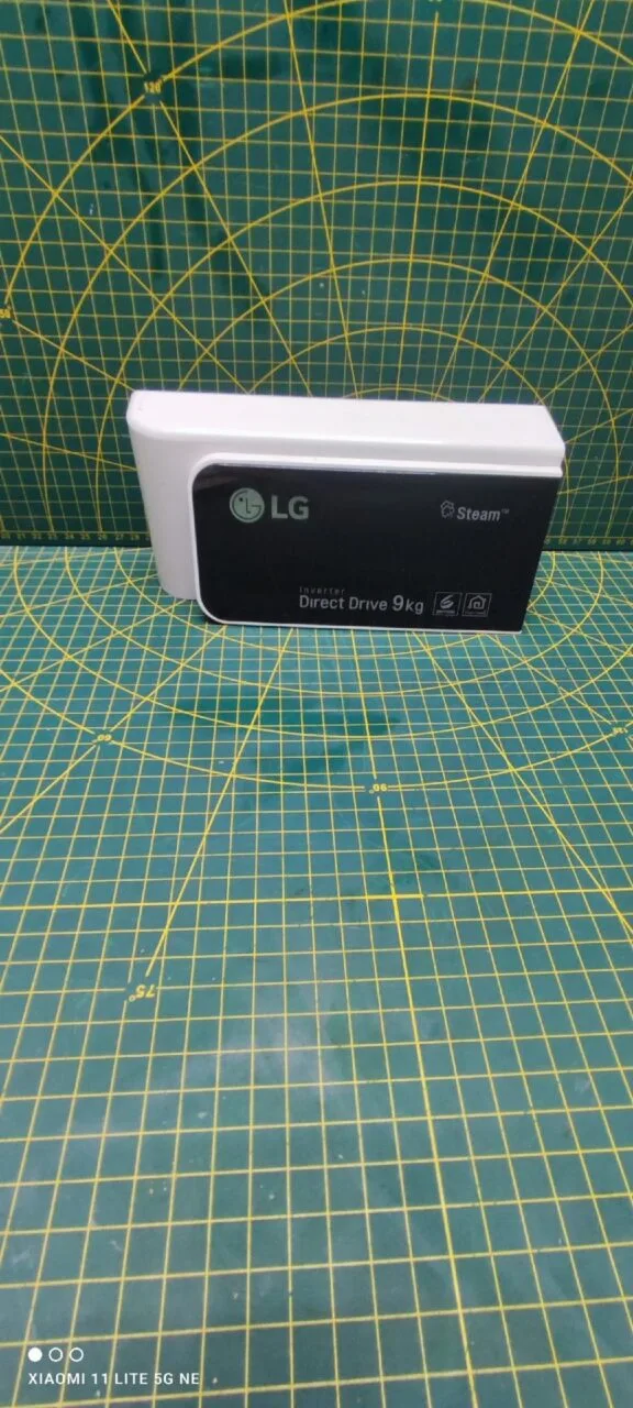Панель порошкоприемника LG MGC 633221 черн