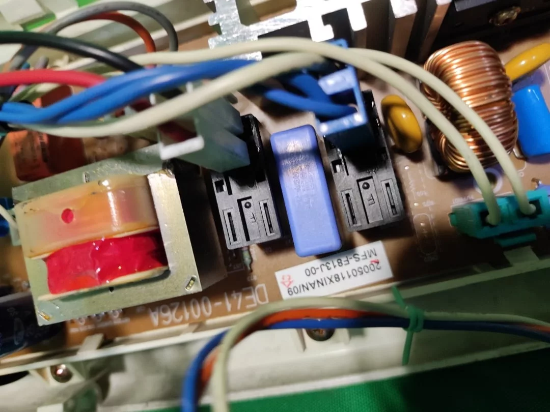 Модуль управления на стиральную машину Samsung MFS-F813J-00