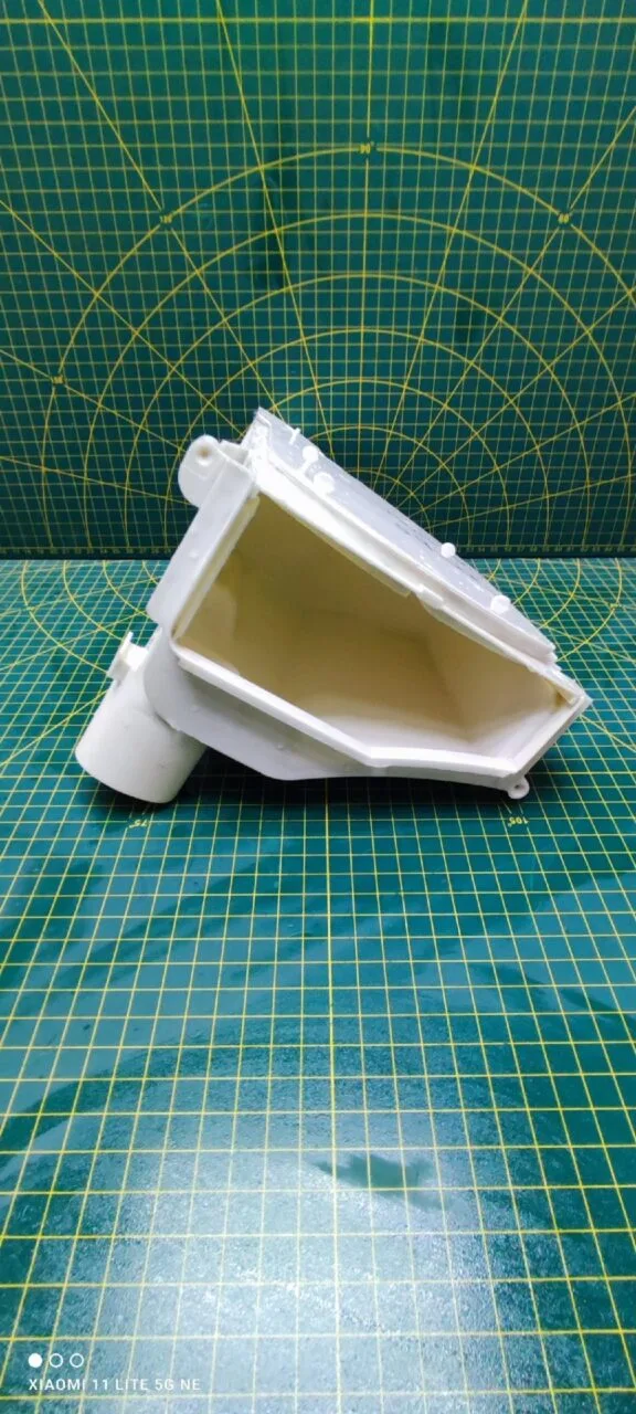 Бункер порошкоприемника Indesit 230013014-2 (27см)