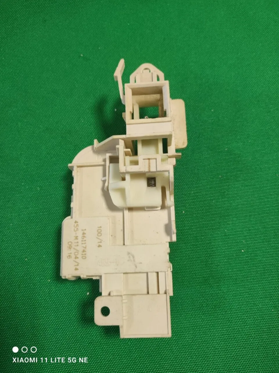 Замок люка (УБЛ) Electrolux 146117410