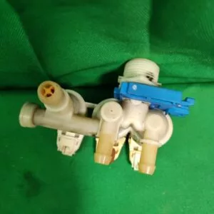 Клапан тройной Vest Frost 32016186 контакты