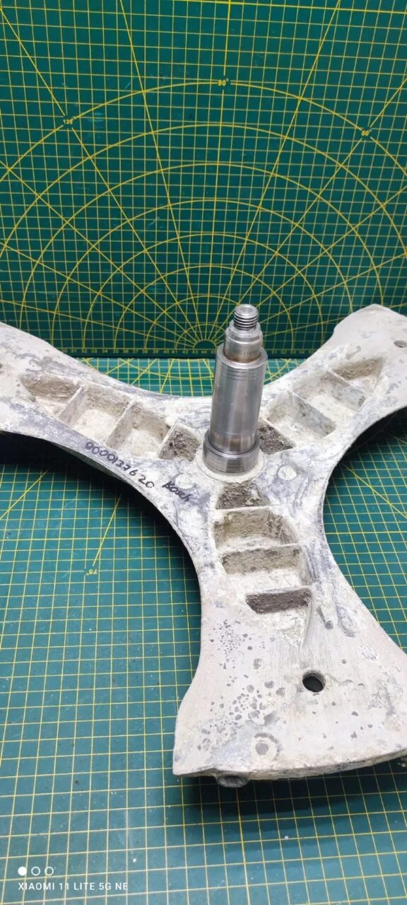 Крестовина Bosch 9000137620