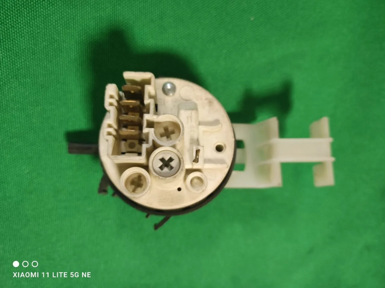 Прессостат Ariston 37650056