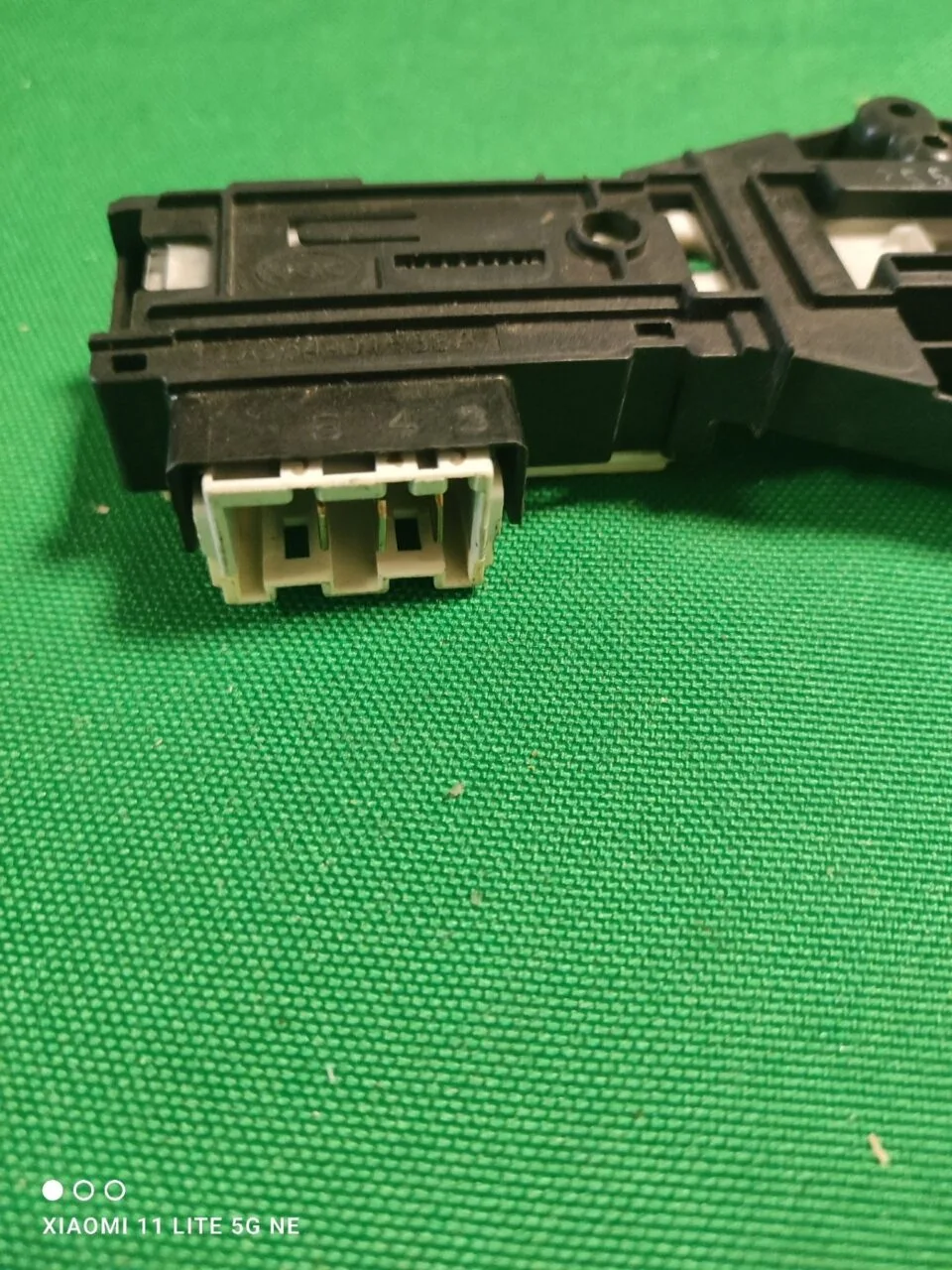 Замок люка (УБЛ) Samsung DC64-01538A