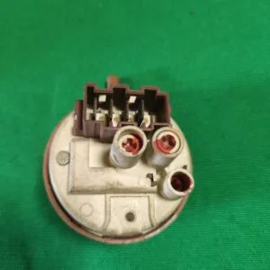 Прессостат Ariston 160020998.01