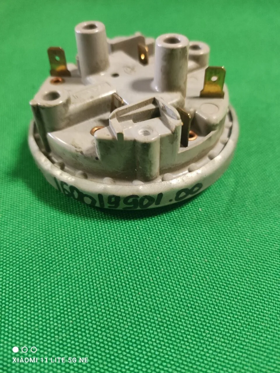 Прессостат Ariston 160019901.00