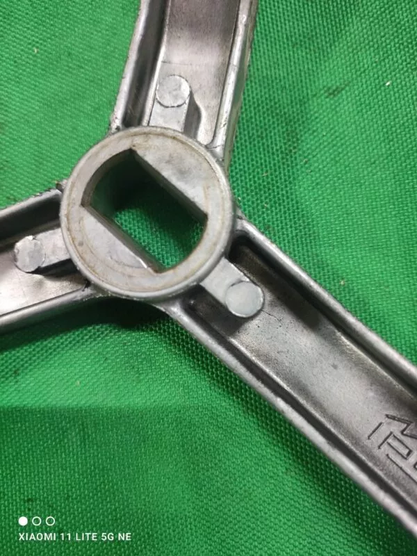 Шкив Indesit 174000703,09