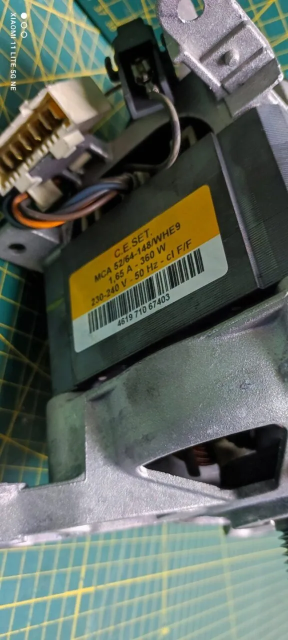 VAA3RmIrjNI Двигатель Whirlpool Ceset MCA52/64-148/WHE9 7 контактов