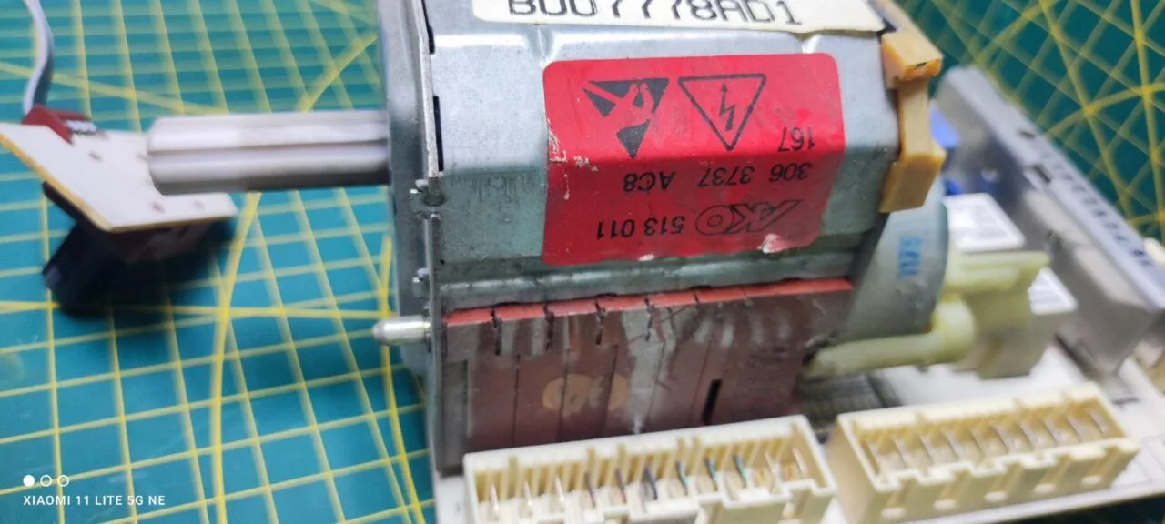 Программатор Bosch 3063737AC8