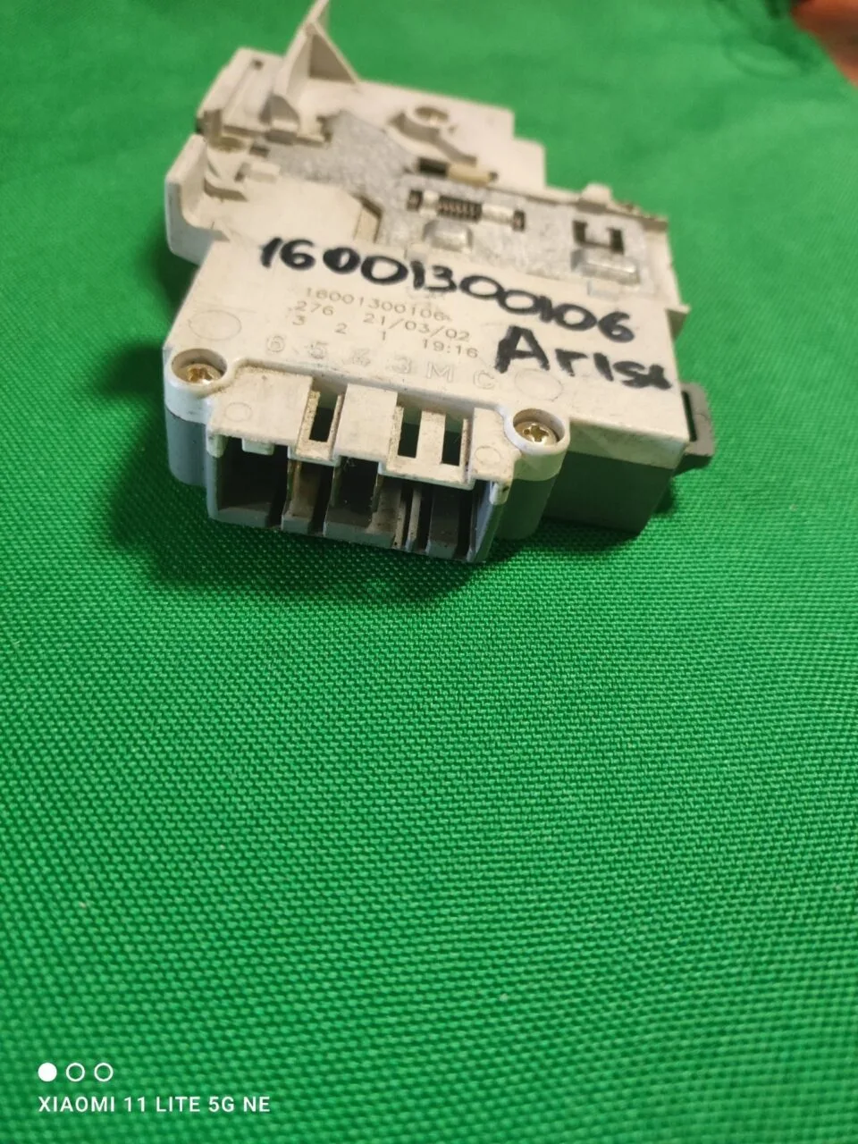 Замок люка (УБЛ) Ariston 16001300106