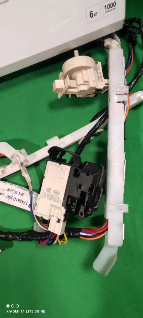 WYvzW-S-HeE Модуль Midea WMF610C