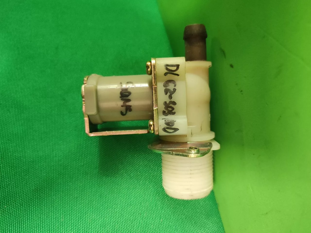 Клапан одинарный Samsung DC62-30310D контакты