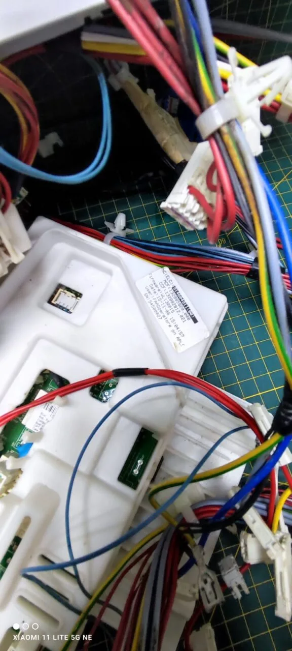 Модуль Electrolux EWW51476WD с модулем инвертора