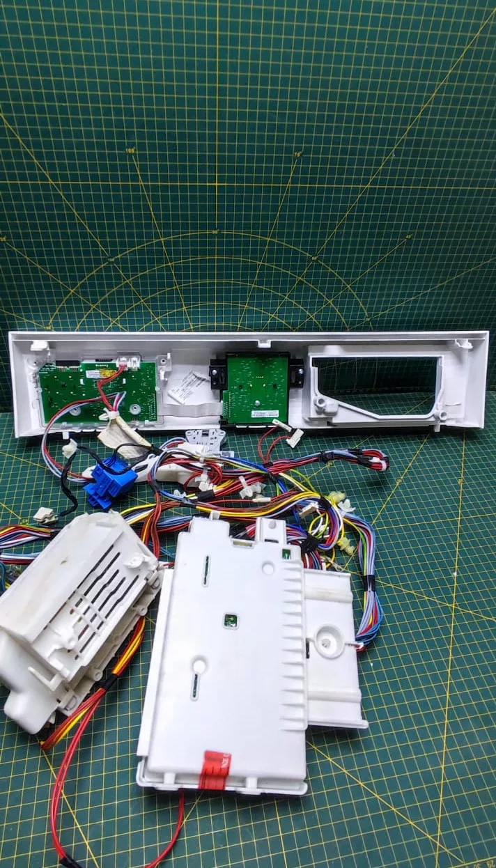 Модуль Electrolux EWW51476WD с модулем инвертора
