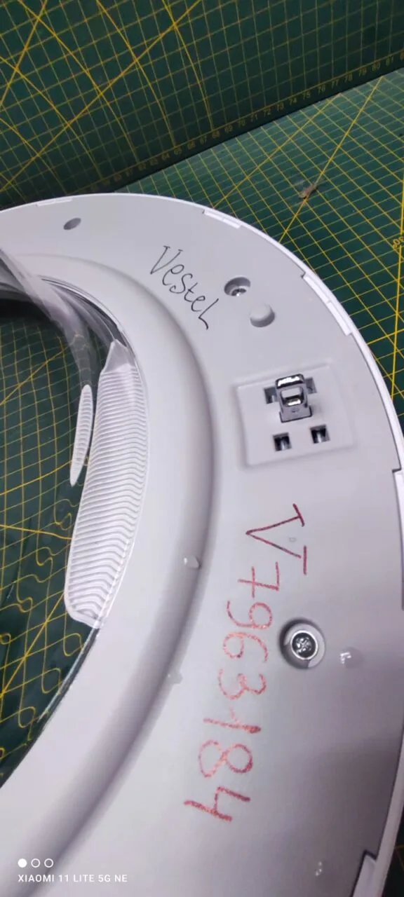 Люк Vestel V7963184